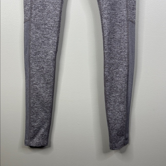 Athleta Exhale Stash Pocket Heel Tight in SoftLuxe in Comet Gray Women's Small - Picture 3 of 8